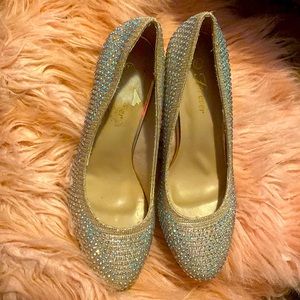 4 inch Forever Heels Women’s 7.5